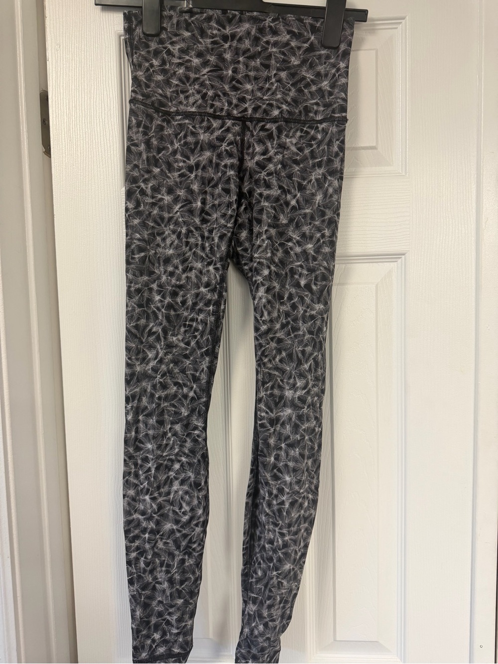 lululemon athletica Black and Gray Patterned High-Rise Jeggings